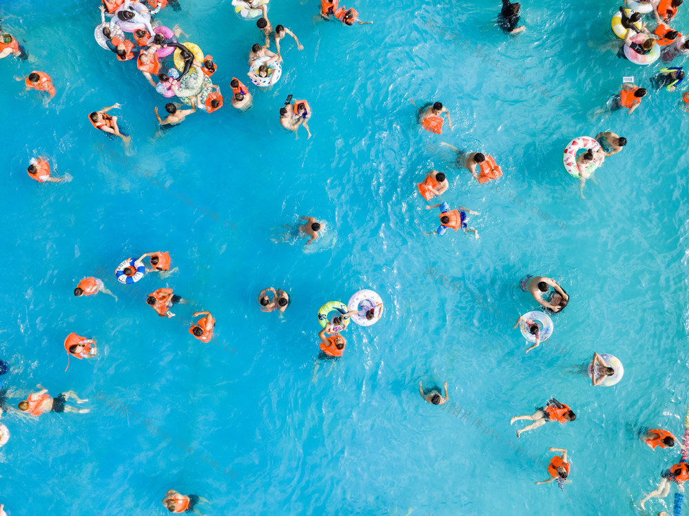 戏水 清凉 消暑纳凉