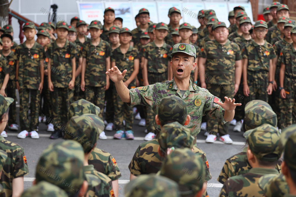 暑假 军训 军事 夏令营 队列 拔河 