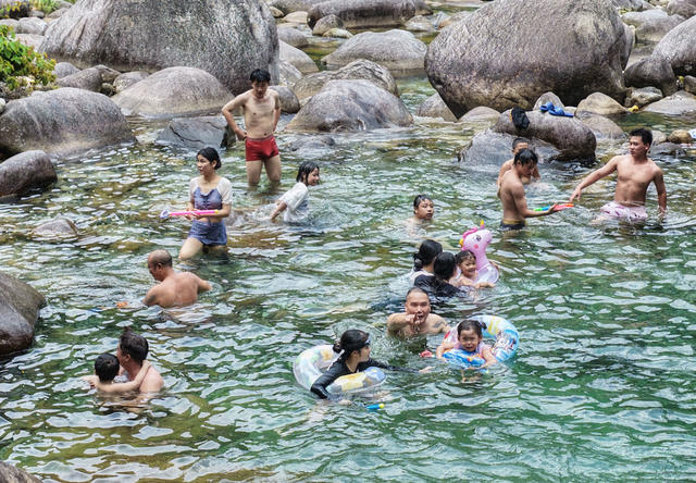 亲水纳凉
道县
山水

