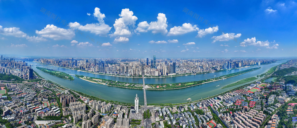 蓝天白云 星城长沙  城市全景