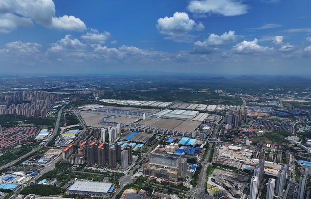 新能源 比亚迪 生产线 厂房  经开区
