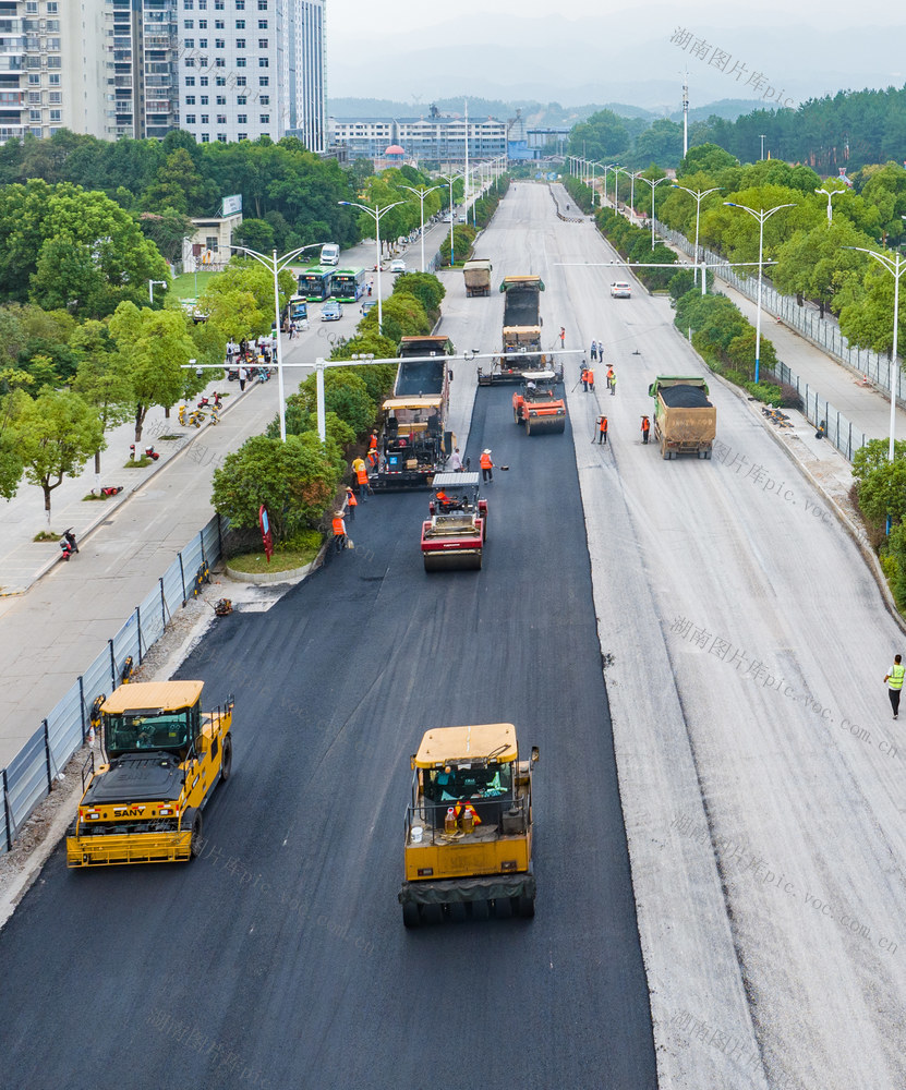 交通  城市道路  施工  酷暑  怀化