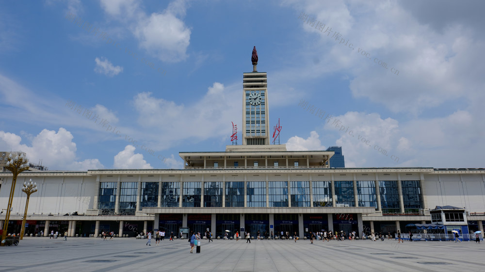 赏心悦目，“长沙蓝”