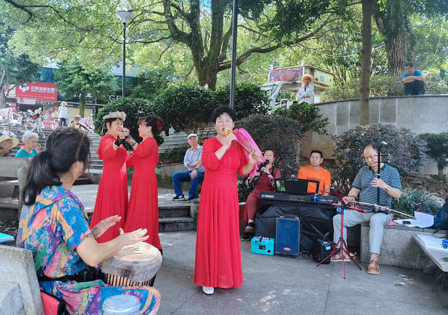 湖南省桂东 避暑 经济新引擎 罗霄广场 长沙游客