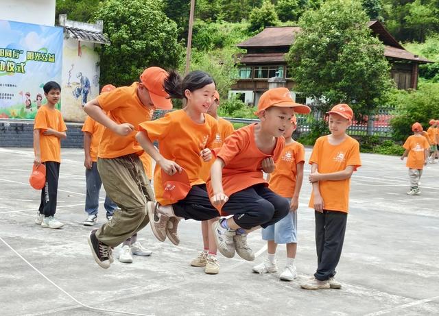 乐享“暑时光”
