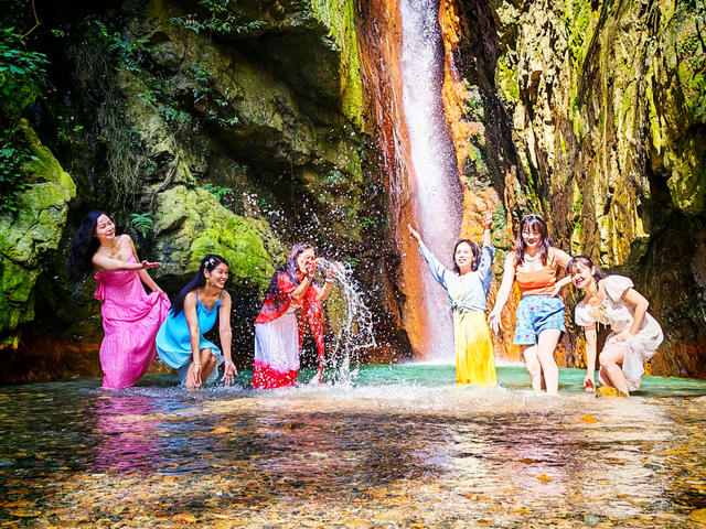 旅游  避暑  经济  清凉  山水  风光  自然