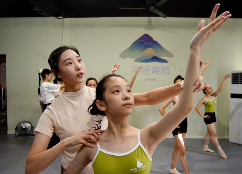 嘉禾：暑假学艺忙