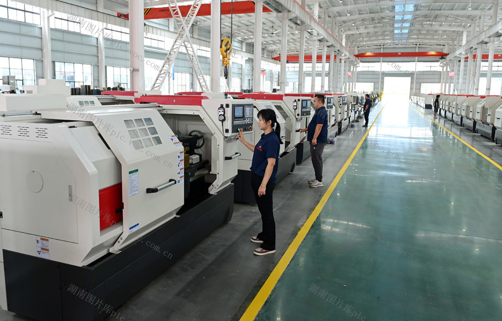 机械制造 转型升级 企业  工业发展 科技创新 制造产业 数控机床  产业园 助企纾困 优化环境