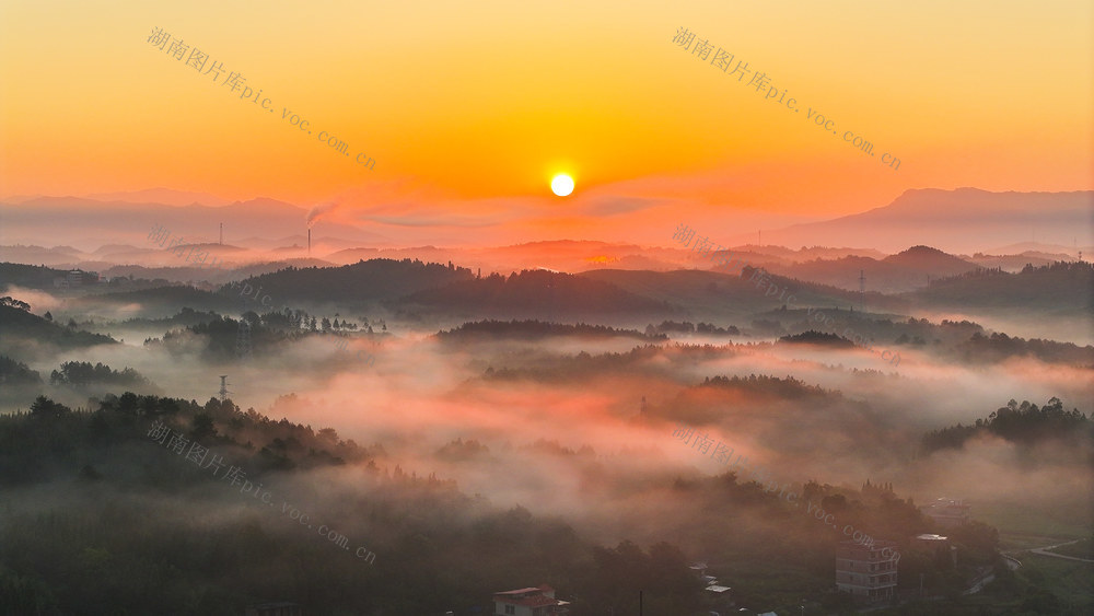 日出  山乡  云雾  壮美  如画