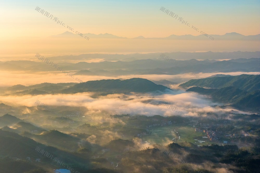 生态  环境  人居  乡村  治理
