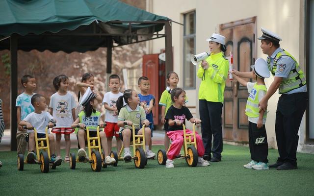 安全、教育、交通、公益课堂、交警