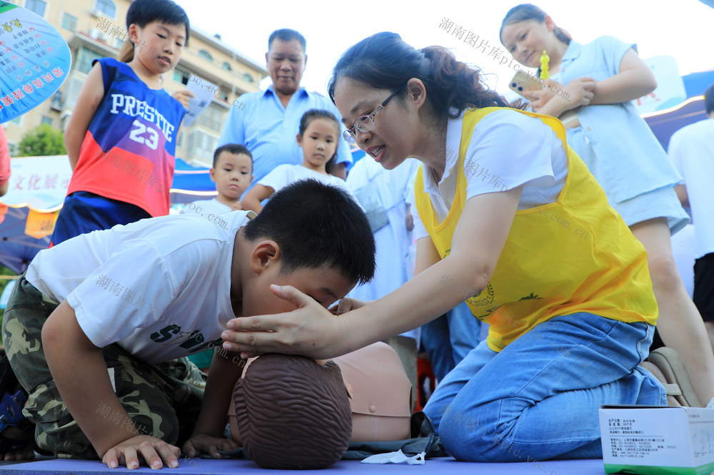 中医  夜市  义诊  药膳  文化