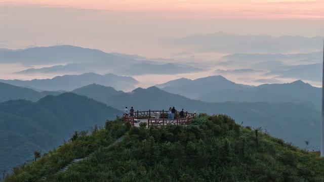 湘桂黔 三省坡  特色产业  特色旅游胜地 