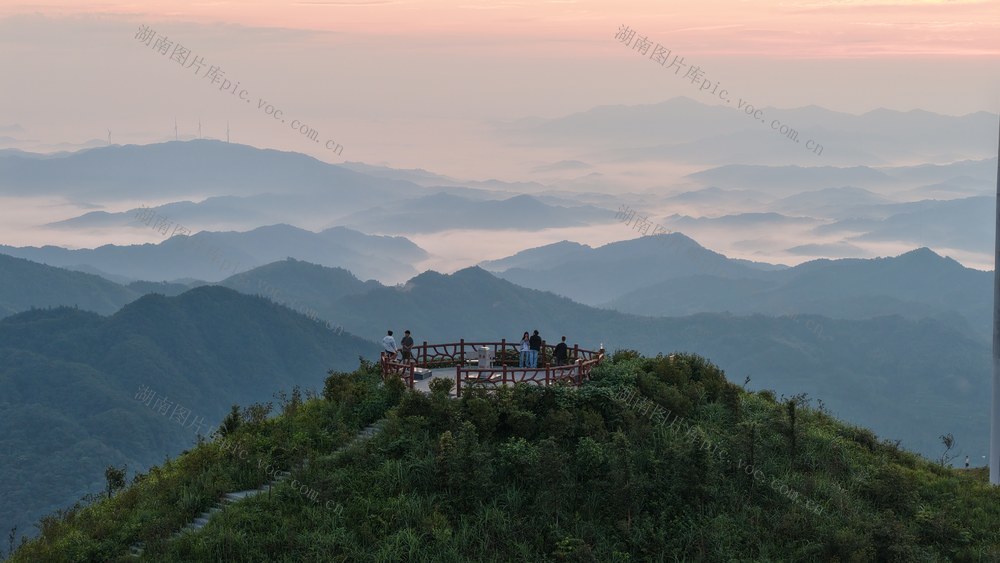 湘桂黔 三省坡  特色产业  特色旅游胜地 