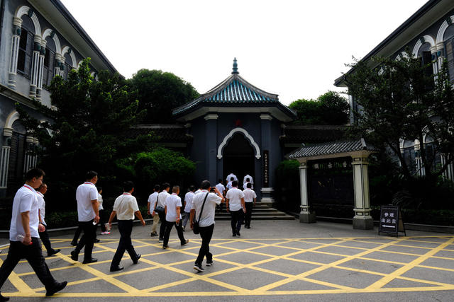 红色游持续火热