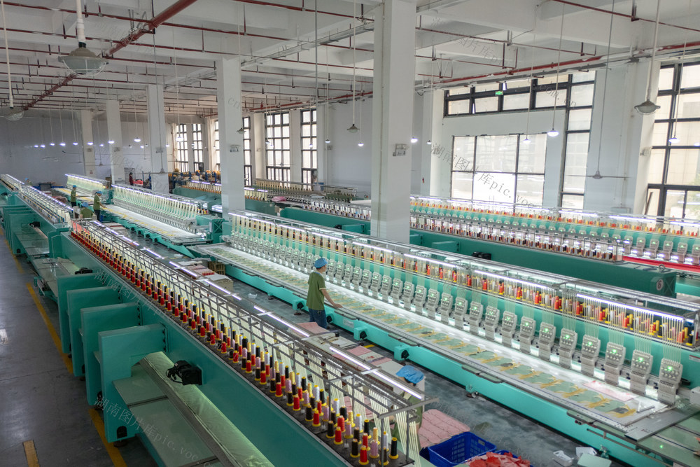 实体经济 转型升级 智能化 自动化 智改数转 绿色发展