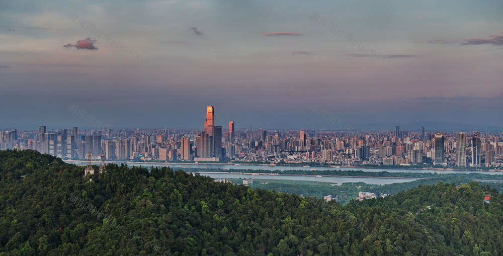 全景 岳麓山 绿地 山水洲城