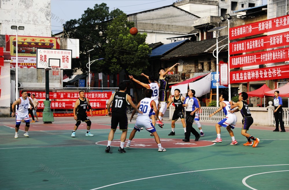 凤凰  新场 村BA  村民  篮球 比赛