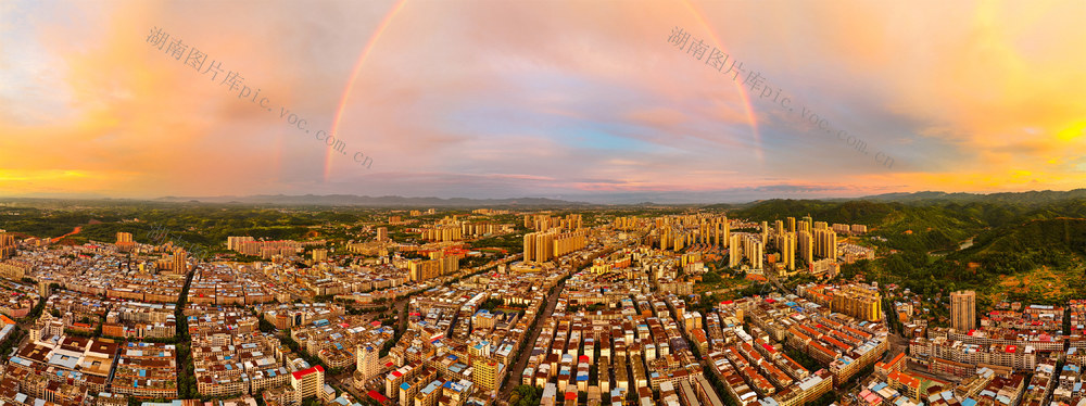 朝霞  似火  锦缎  画卷  自然   风景  风光