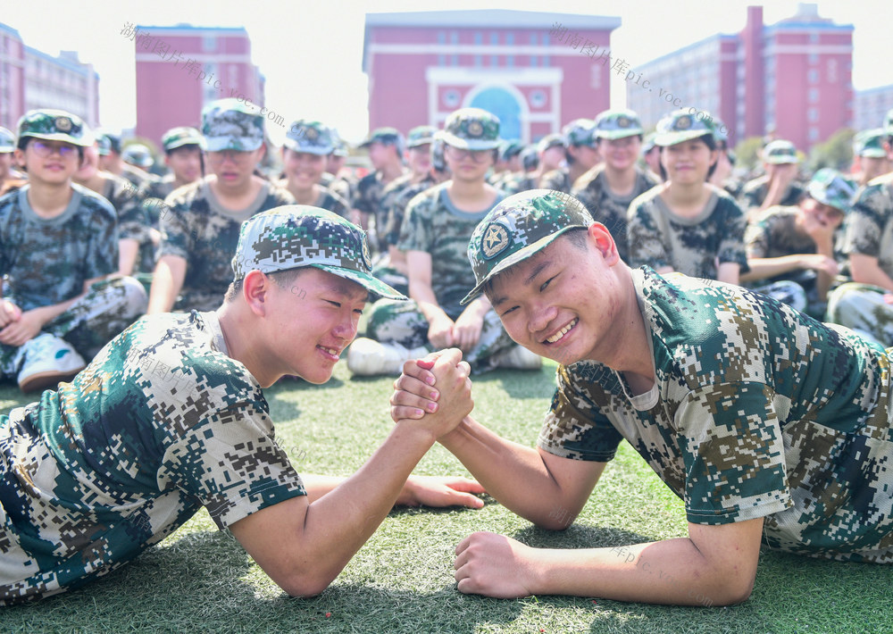 新学期
开学
道县‘军训