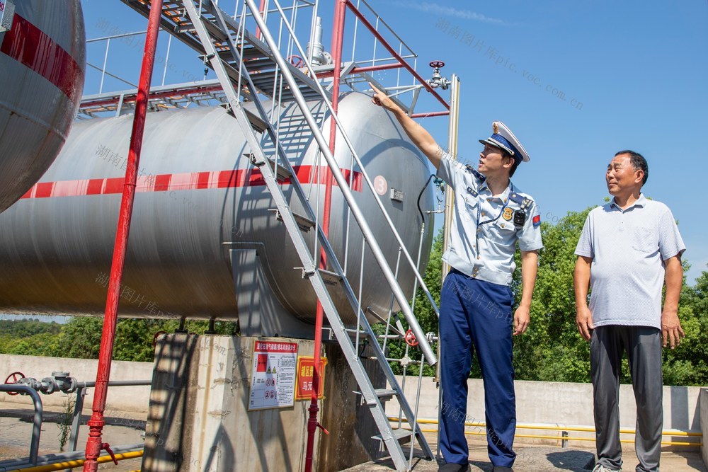 秋老虎 发威 安全阀 拉紧 液化气