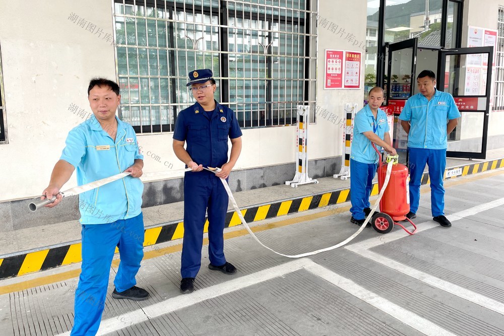 消防 安全 高温季 企业 防火 防爆 加油站