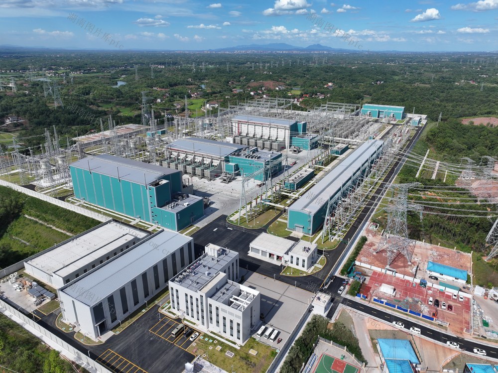 特高压 西电东送  北电南送 清洁能源 新能源 换流站 