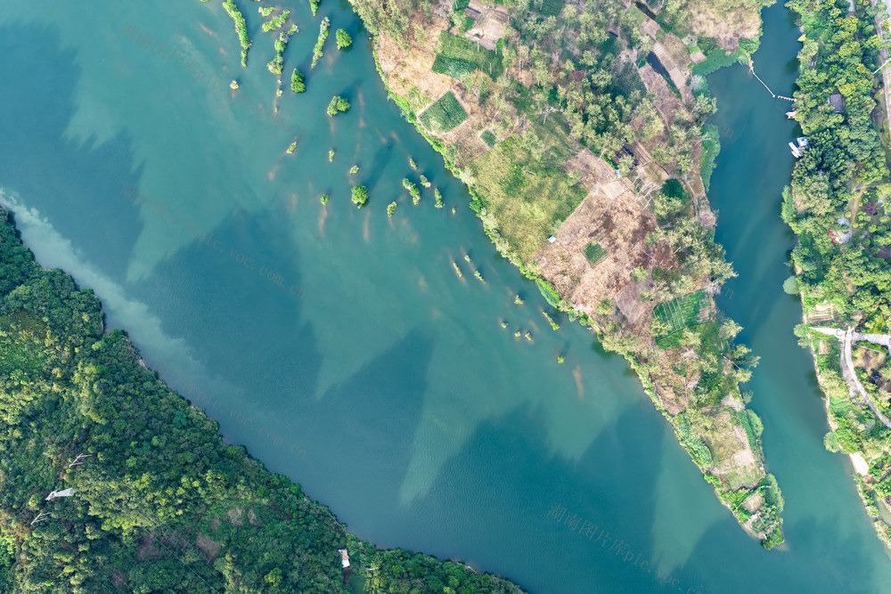 山水 沙洲 青山 碧水 河