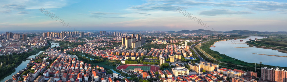 澧县县城一角。2025年8月24日杨翠辉摄于湖南澧县