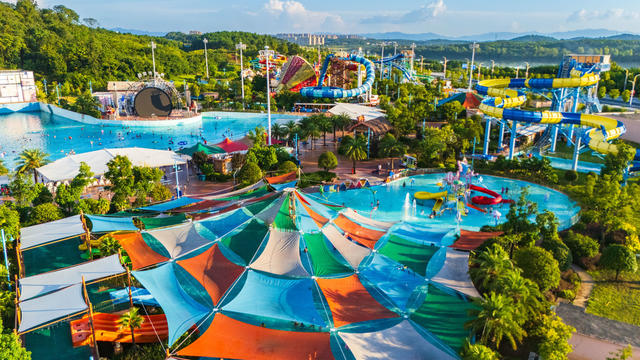 高温 秋老虎 亲水纳凉 水上乐园