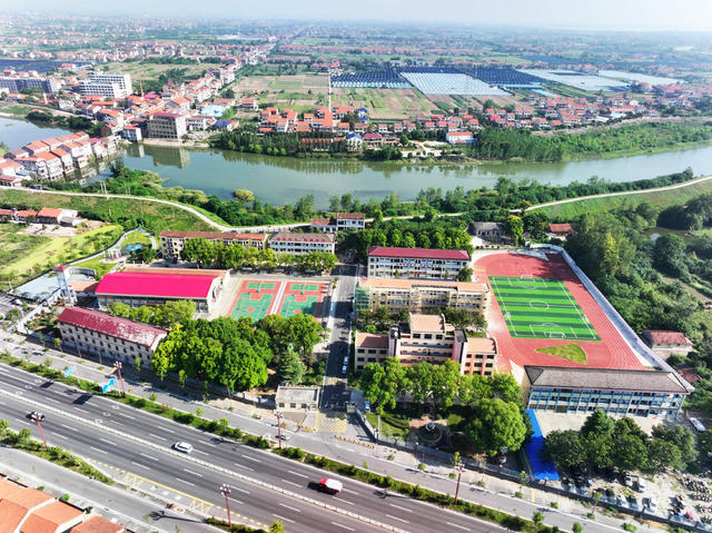 教育  农村校园  硬件环境  提质改造