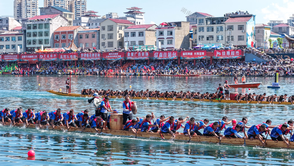 传统龙舟  2025“龙腾潇湘”中国传统龙舟赛（湖南·麻阳站）