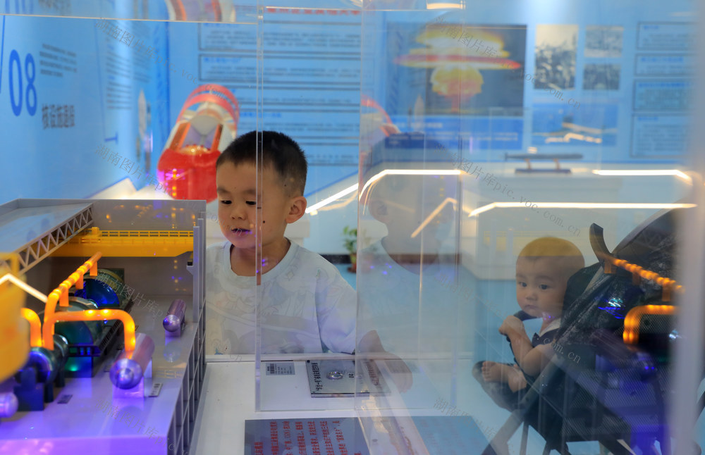 科技馆  科普  科技  体验   假期