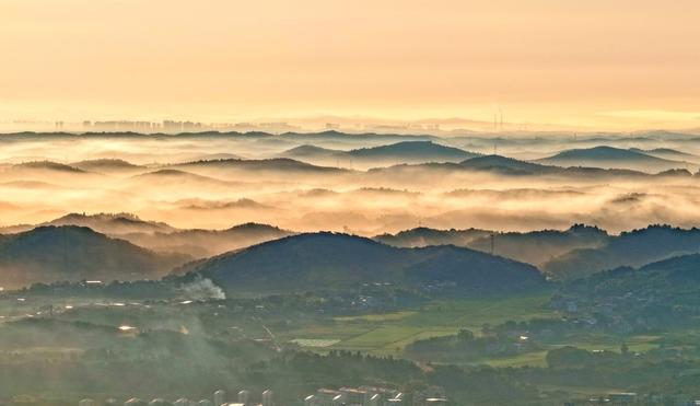 湖南  常宁  城郊  晨雾