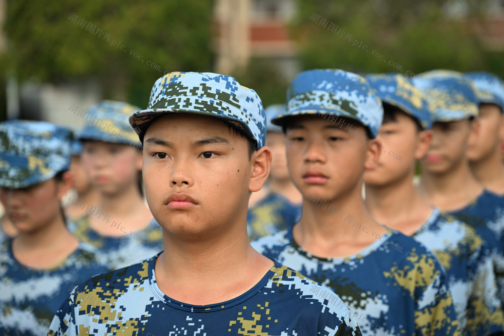 国防 教育 军训  学生