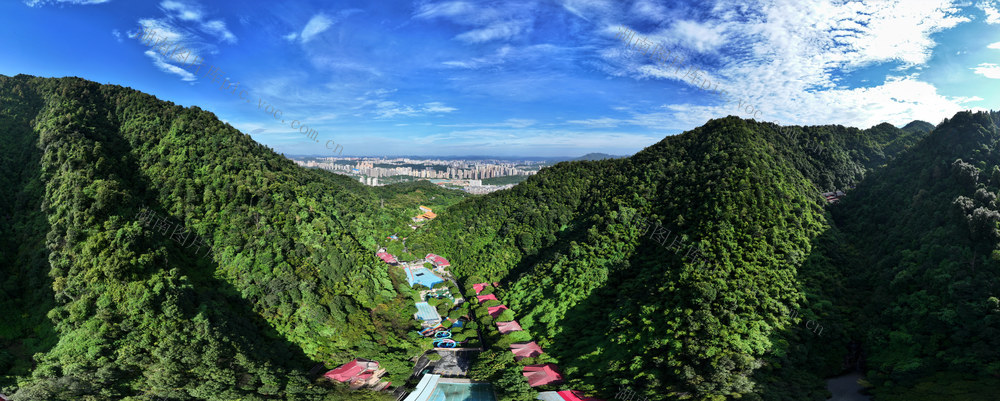 航拍  湖南  郴州  王仙岭  无人机 湖南休闲与自然  山峦  郁郁葱葱  林海  自然画卷  生态之美