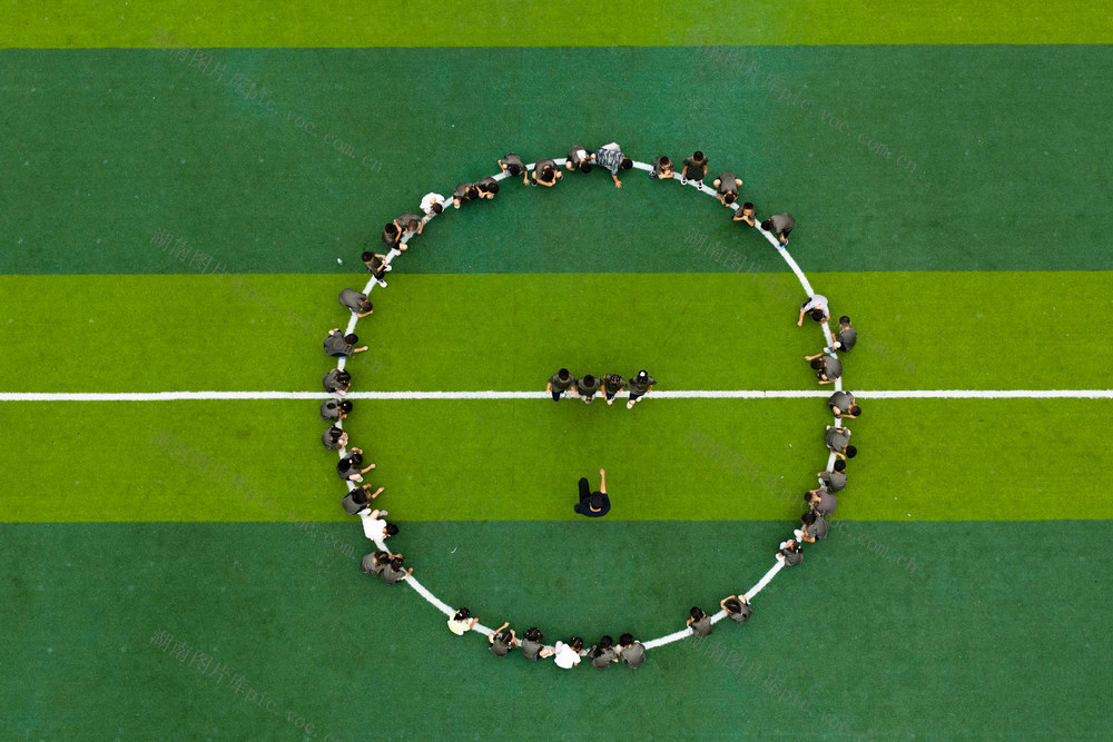 军训 学生 学校 开学 教官