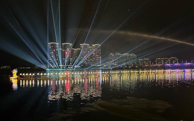 张家界旅游发展大会、水上板板龙灯