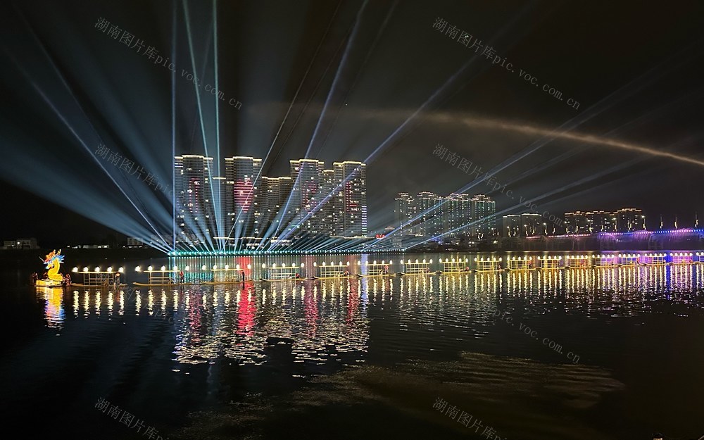 张家界旅游发展大会、水上板板龙灯