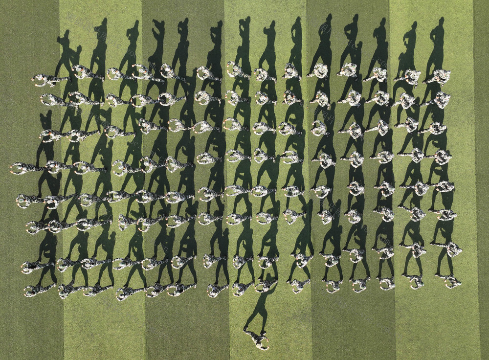 大学生 军训 砥砺 意志