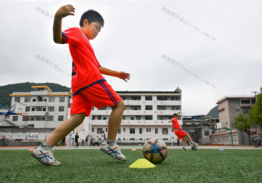 体育 教育  校园足球