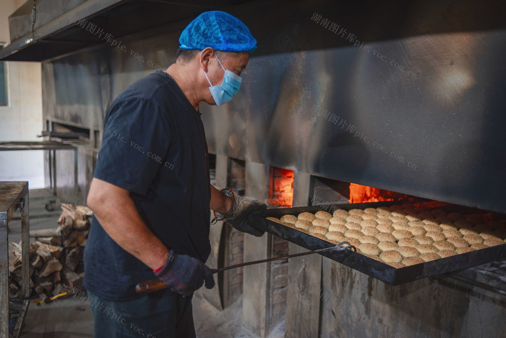 传统手工柴火月饼