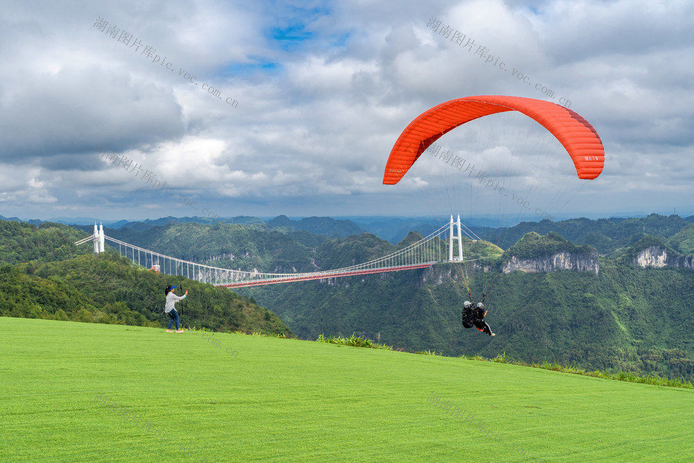 双节临近   低空游受游客青睐