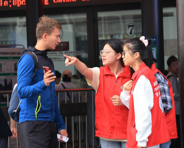 国庆 假期 岗位 志愿 服务