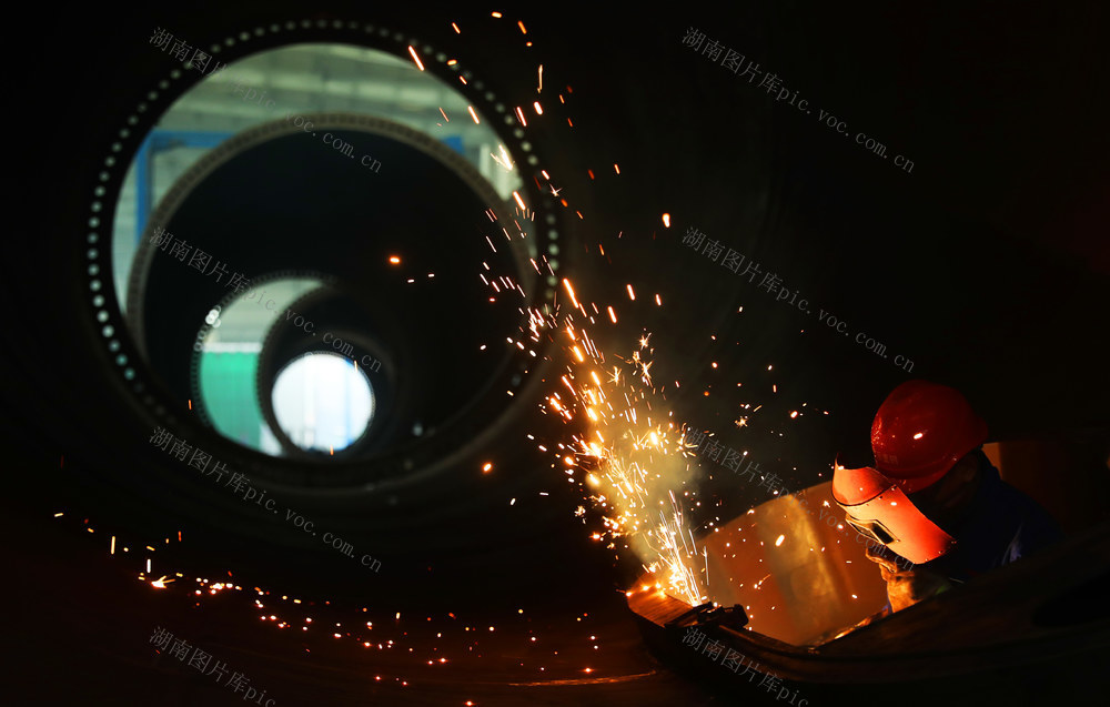 国庆节 坚守 岗位 