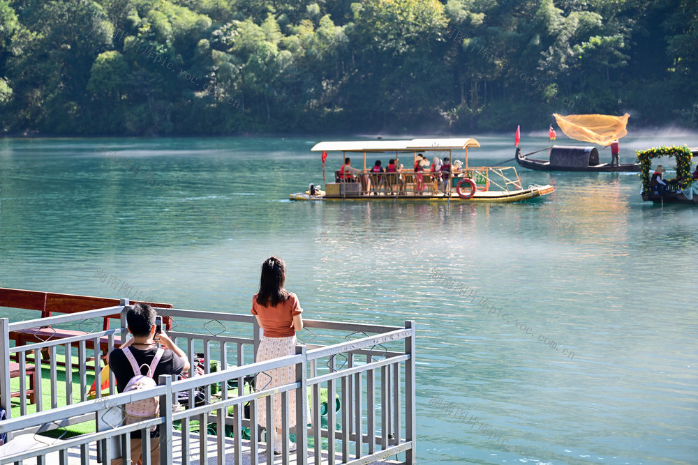 资兴市 东江湖 雾漫小东江 国庆假期