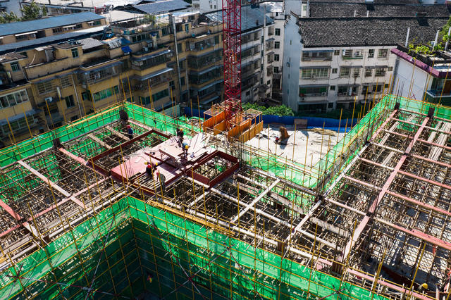 通道    建设    施工   假期