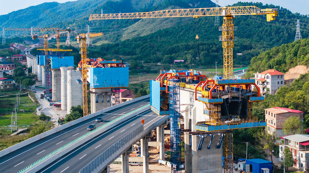 国庆假日 坚守岗位 邵永高铁 项目建设