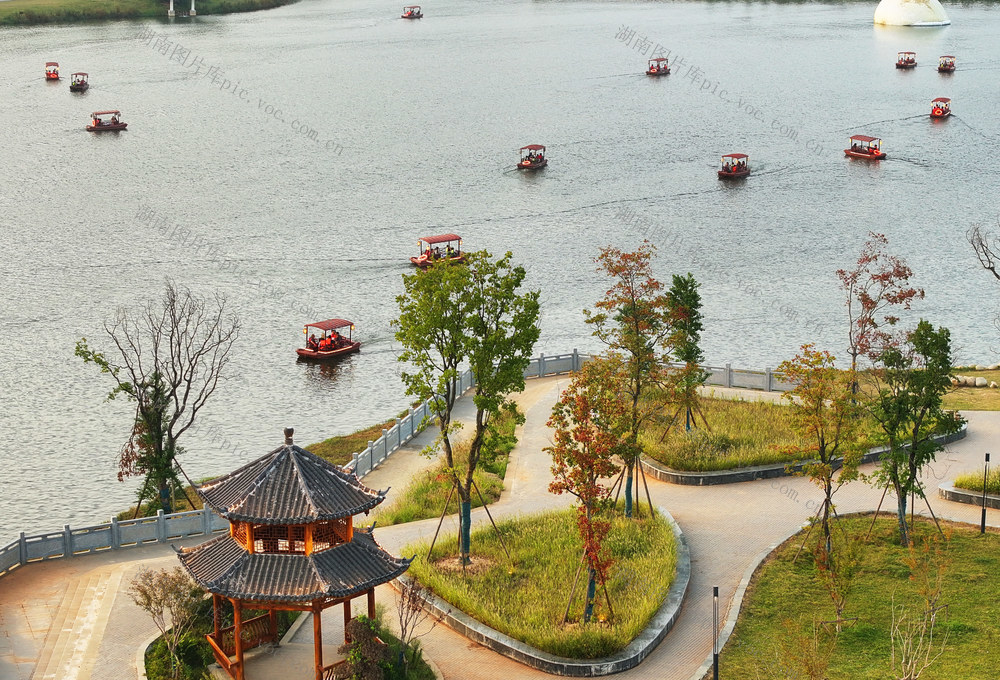 假期 游玩 民俗 