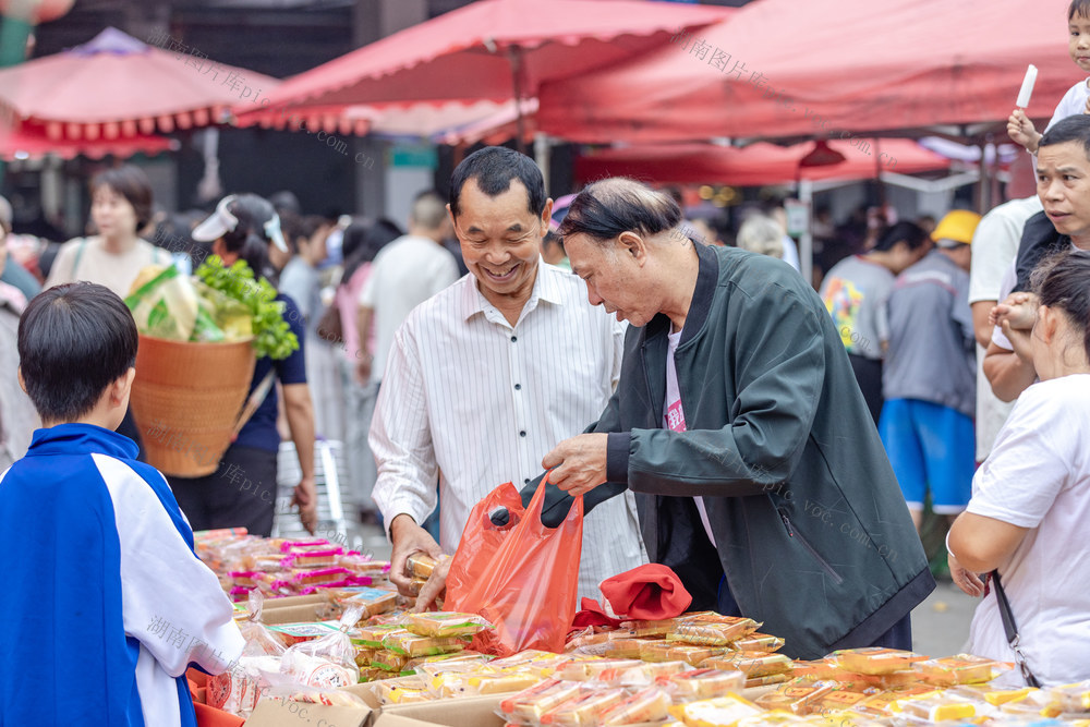月饼 采购 中秋 乾州农贸市场